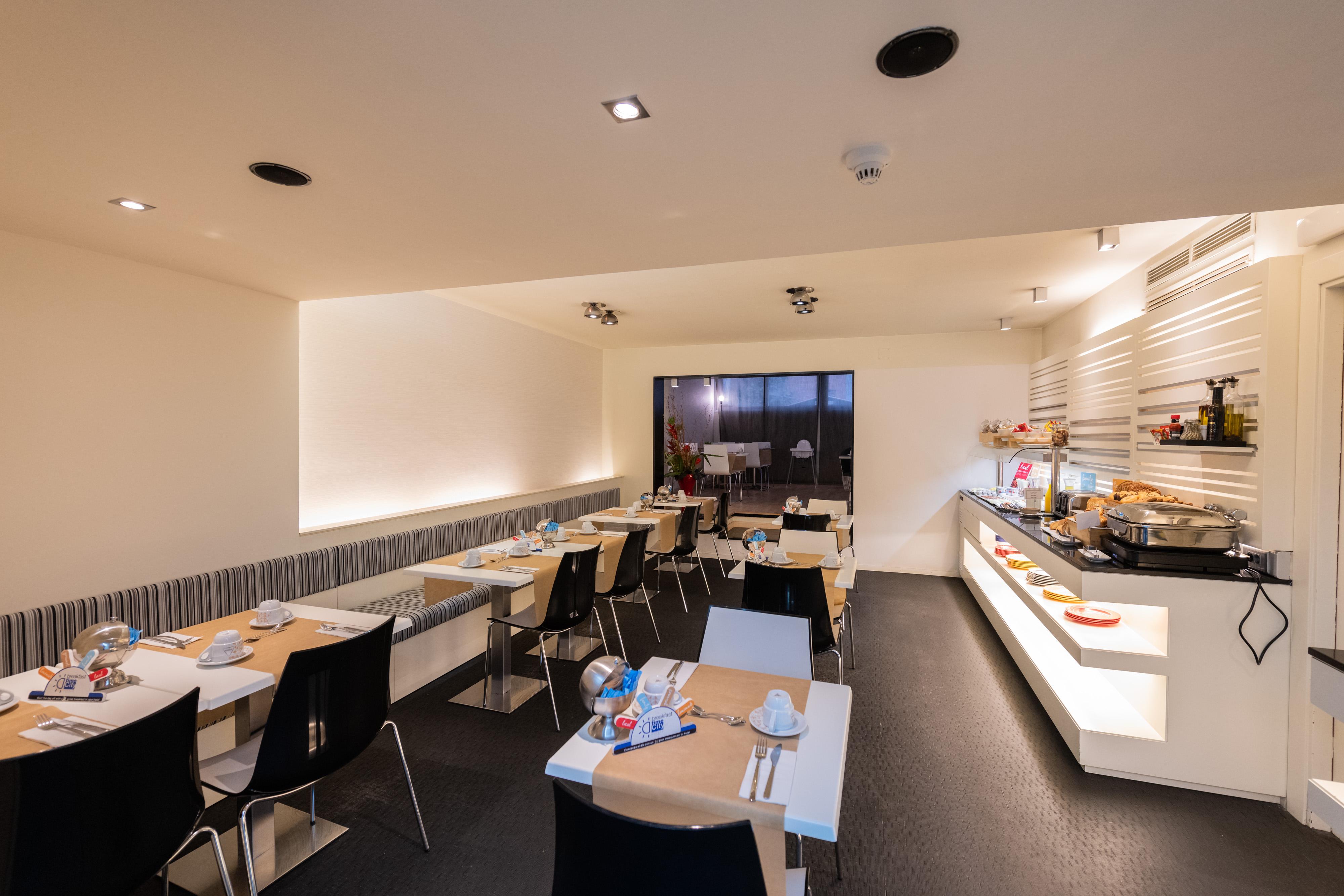 Atenea Rekord Suites 巴塞罗那 外观 照片