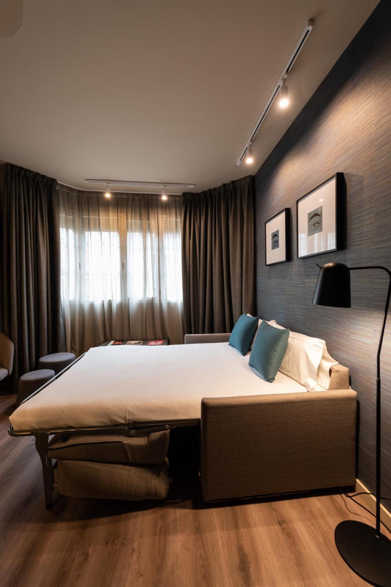 Atenea Rekord Suites 巴塞罗那 外观 照片