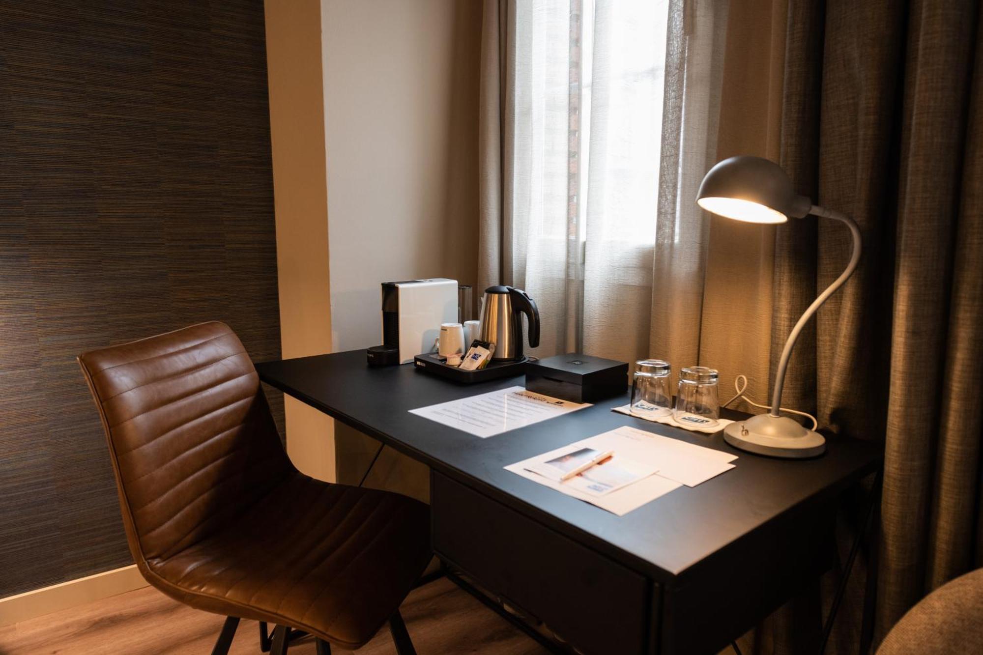 Atenea Rekord Suites 巴塞罗那 外观 照片