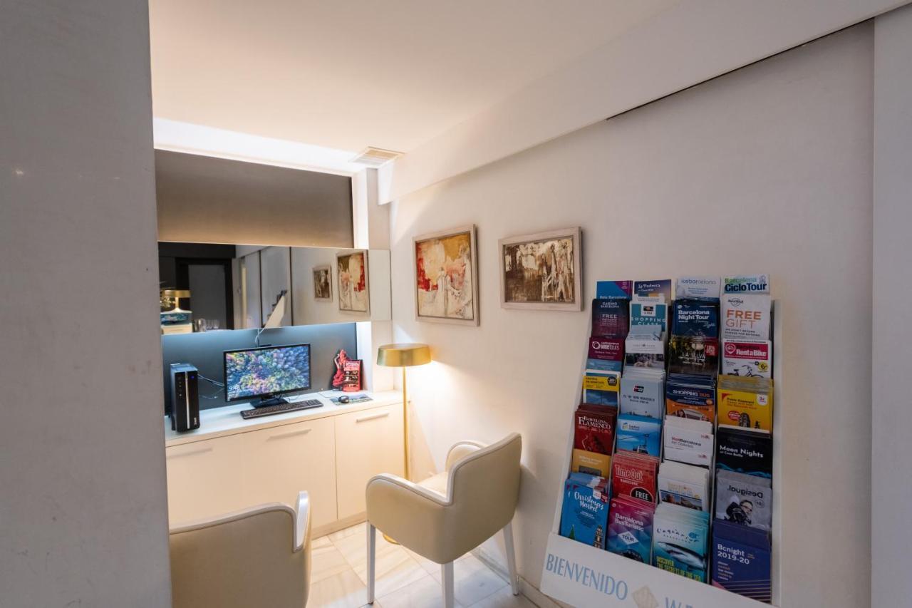 Atenea Rekord Suites 巴塞罗那 外观 照片