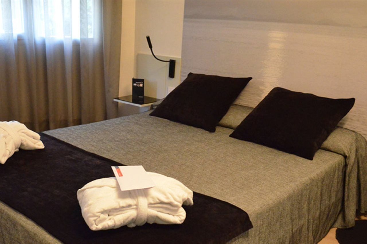 Atenea Rekord Suites 巴塞罗那 外观 照片