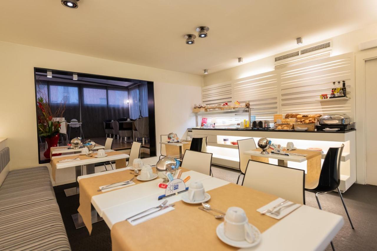 Atenea Rekord Suites 巴塞罗那 外观 照片